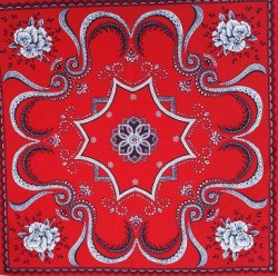 Rode zakdoek - bloemen - 52 x 52 cm